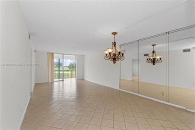 LUXURIOUS ISLAND STYLE 2BR/2BA with 17th hole PGA course green & on Hollybrook Golf and Tennis Club  in Florida - for sale on GolfHomes.com, golf home, golf lot