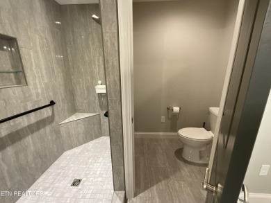 Like New Jones Bros Construction home in Fairfield Glade. (Owner on Stonehenge Golf Course in Tennessee - for sale on GolfHomes.com, golf home, golf lot