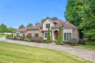 This charming two-story home in Stoney Creek Golf Community on Stoney Creek Golf Club in North Carolina - for sale on GolfHomes.com, golf home, golf lot