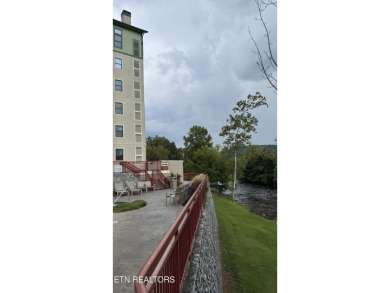 Riverstone Resort & Spa is an upscale riverfront resort located on Gatlinburg Golf Course in Tennessee - for sale on GolfHomes.com, golf home, golf lot