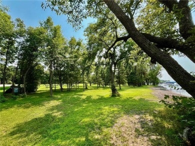 If you're searching for a once-in-a-lifetime opportunity to on Balmoral Golf Course in Minnesota - for sale on GolfHomes.com, golf home, golf lot