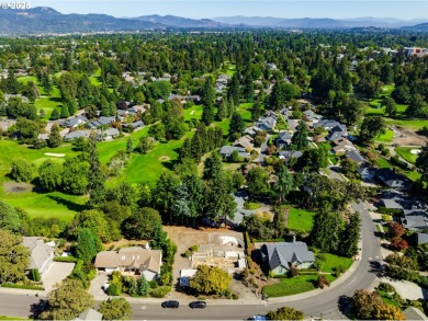 A rare opportunity to own a stunning view lot overlooking the on Oakway Golf Course in Oregon - for sale on GolfHomes.com, golf home, golf lot