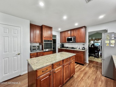 Prime Location! Welcome to this Beautiful Home Located off the on Eagle Ridge Golf Club in New Jersey - for sale on GolfHomes.com, golf home, golf lot
