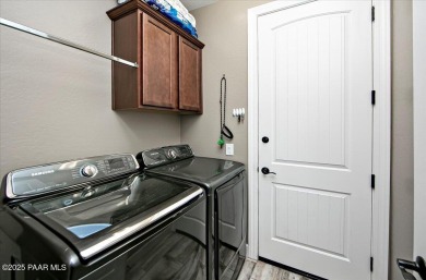 Spacious Prescott Lakes home (over 3000 sq. ft): 4-bed+1 (office on Prescott Lakes Golf and Country Club in Arizona - for sale on GolfHomes.com, golf home, golf lot