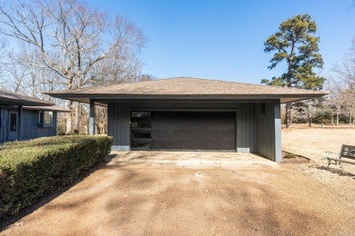 Eden Isle - Frank McGary Design!  This lovely, architectural on Red Apple Inn and Country Club in Arkansas - for sale on GolfHomes.com, golf home, golf lot