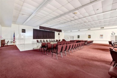 Well-maintained, spacious and bright 2-bedroom, 2-bath condo + on Oriole Golf and Tennis Club in Florida - for sale on GolfHomes.com, golf home, golf lot