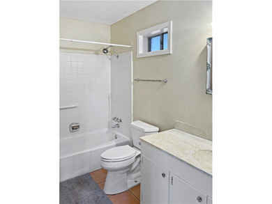 Charming 3-bedroom, 2-bath home with a 2-car garage on Alice Municipal Golf Course in Texas - for sale on GolfHomes.com, golf home, golf lot