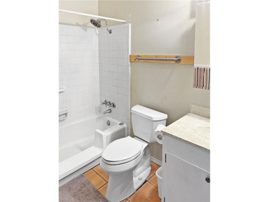 Charming 3-bedroom, 2-bath home with a 2-car garage on Alice Municipal Golf Course in Texas - for sale on GolfHomes.com, golf home, golf lot