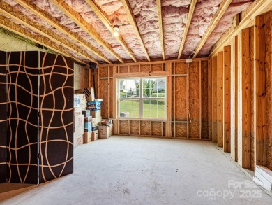 MOVE IN READY-Beautiful Basement Home in Private Highcliff on The Palisades Country Club in North Carolina - for sale on GolfHomes.com, golf home, golf lot