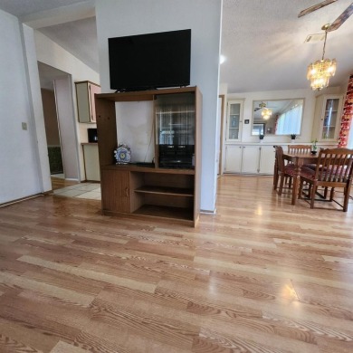 Come take a look at this home located in the GATED neighborhood on Silver Lake Executive Golf Course in Florida - for sale on GolfHomes.com, golf home, golf lot