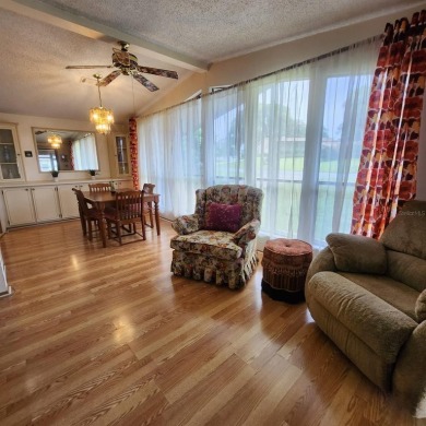 Come take a look at this home located in the GATED neighborhood on Silver Lake Executive Golf Course in Florida - for sale on GolfHomes.com, golf home, golf lot