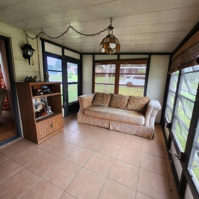 Come take a look at this home located in the GATED neighborhood on Silver Lake Executive Golf Course in Florida - for sale on GolfHomes.com, golf home, golf lot
