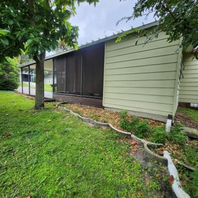 Come take a look at this home located in the GATED neighborhood on Silver Lake Executive Golf Course in Florida - for sale on GolfHomes.com, golf home, golf lot