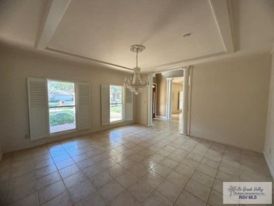 HUD home CASE #495-852074. This home is Nestled in a beautiful on Harlingen Country Club in Texas - for sale on GolfHomes.com, golf home, golf lot