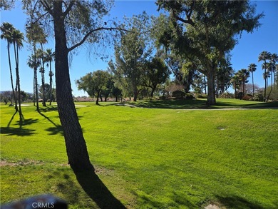 Condo on the golf course in the Lakeside Community located in on Sun Lakes Country Club in California - for sale on GolfHomes.com, golf home, golf lot