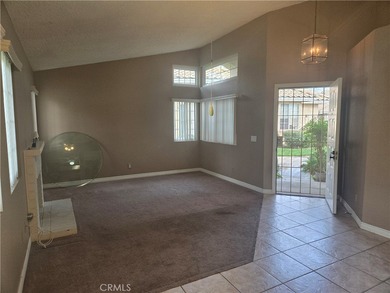 Condo on the golf course in the Lakeside Community located in on Sun Lakes Country Club in California - for sale on GolfHomes.com, golf home, golf lot