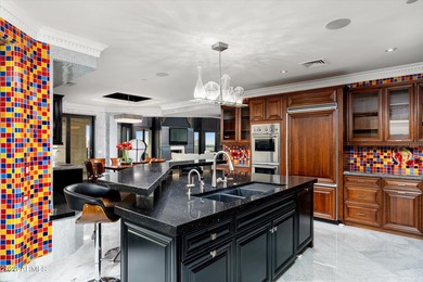 Live Above It All in This Exceptional Uptown Phoenix Penthouse on Phoenix Country Club in Arizona - for sale on GolfHomes.com, golf home, golf lot