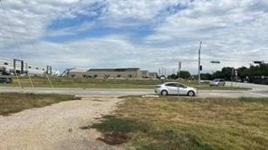 Zoned Commercial for multiple use and variety of business, 5.39 on Oak Hollow Golf Course in Texas - for sale on GolfHomes.com, golf home, golf lot
