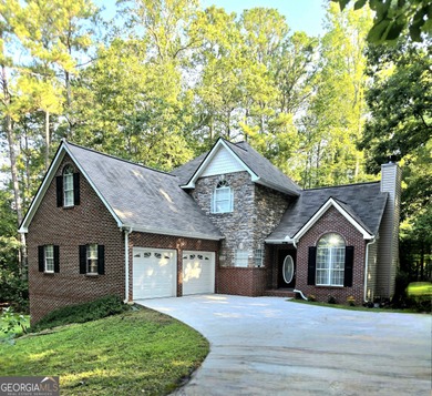 Beautifully maintained 4BR/3.5BA home in the gated community of on Fairfield Plantation Golf and Country Club in Georgia - for sale on GolfHomes.com, golf home, golf lot