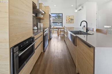 Rare opportunity to own a turn key Short Term Rental. Sale comes on  in Oregon - for sale on GolfHomes.com, golf home, golf lot