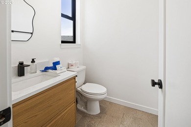 Rare opportunity to own a turn key Short Term Rental. Sale comes on  in Oregon - for sale on GolfHomes.com, golf home, golf lot