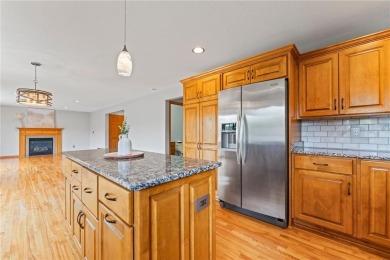 Beautifully Updated 5 Bed, 4 Bath Home in Prime SW Location! on Willow Creek Golf Course  in Minnesota - for sale on GolfHomes.com, golf home, golf lot