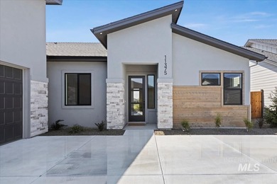 The Alder by Tresidio Homes is located in the breathtaking Valor on Falcon Crest Golf Club in Idaho - for sale on GolfHomes.com, golf home, golf lot