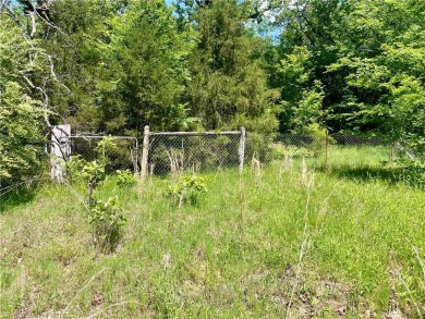 Great location to build on Hwy 10 E. in Greenwood. Seller say on Vache-Grasse Country Club in Arkansas - for sale on GolfHomes.com, golf home, golf lot