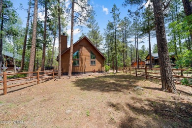 This is the one you've searched for! Deep in the heart of on Pinetop Lakes Golf and Country Club in Arizona - for sale on GolfHomes.com, golf home, golf lot