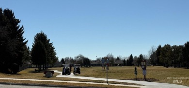 Brand new A/C unit just installed. Beautiful south facing single on Lakeview Golf Club in Idaho - for sale on GolfHomes.com, golf home, golf lot