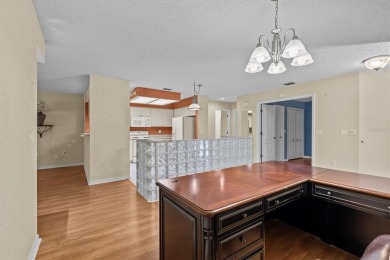 NTASTIC VALUE! LOWEST PRICED VILLA IN GREEN DOLPHIN! Great one on Tarpon Springs Golf Course in Florida - for sale on GolfHomes.com, golf home, golf lot