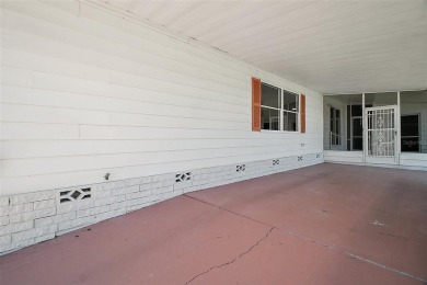 One or more photo(s) has been virtually staged. Step into this on Zellwood Station Country Club in Florida - for sale on GolfHomes.com, golf home, golf lot