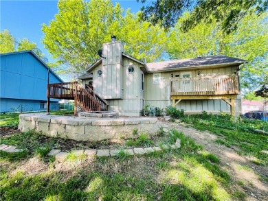 Welcome home to this charming raised ranch in Fairway Hills. As on Royal Meadows Golf Course in Missouri - for sale on GolfHomes.com, golf home, golf lot