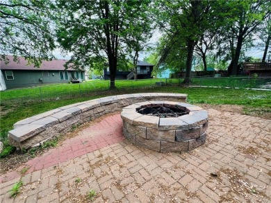 Welcome home to this charming raised ranch in Fairway Hills. As on Royal Meadows Golf Course in Missouri - for sale on GolfHomes.com, golf home, golf lot