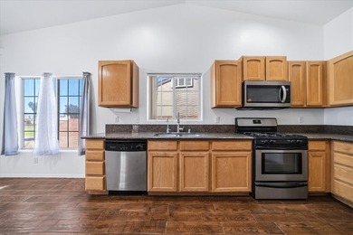 Welcome to 1976 Desert Greens Dr in Fort Mohave AZ, where on Desert Lakes Golf Course in Arizona - for sale on GolfHomes.com, golf home, golf lot