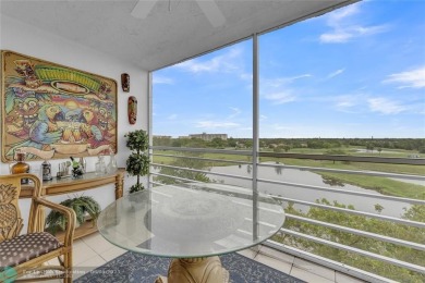 Welcome! This spacious 2/2 in Palm Aire features renovated and on Palm-Aire Country Club and Resort - Palms in Florida - for sale on GolfHomes.com, golf home, golf lot