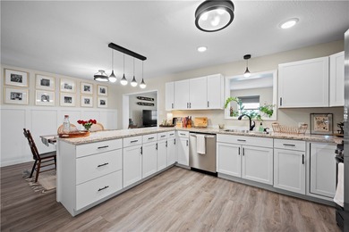 Updated Coastal Home - Golf Cart to Rockport Beach - 2 Living on Rockport Country Club in Texas - for sale on GolfHomes.com, golf home, golf lot