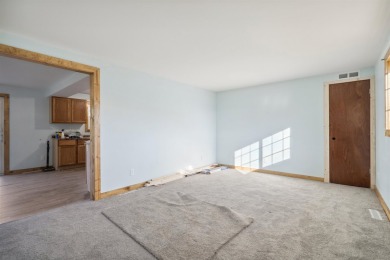 LOCATION, LOCATION, LOCATION.  Check out this newly remodeled 3 on Platteville Golf and Country Club in Wisconsin - for sale on GolfHomes.com, golf home, golf lot