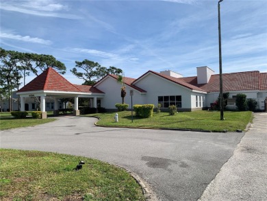 Build your new home on this high and dry 1.03 ac lot in on Wedgefield Golf Club in Florida - for sale on GolfHomes.com, golf home, golf lot