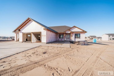 Looking for a floorplan that you haven't seen yet? This new on Sage Lakes Municipal Golf Course in Idaho - for sale on GolfHomes.com, golf home, golf lot