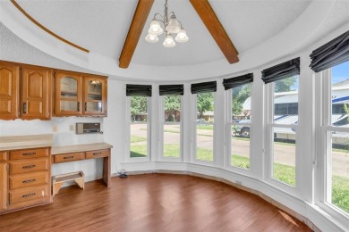 Luxury Golf Course Living with Endless Potential!
Perfectly on Walnut Creek Country Club in Texas - for sale on GolfHomes.com, golf home, golf lot