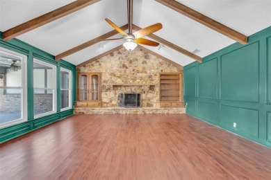 Luxury Golf Course Living with Endless Potential!
Perfectly on Walnut Creek Country Club in Texas - for sale on GolfHomes.com, golf home, golf lot