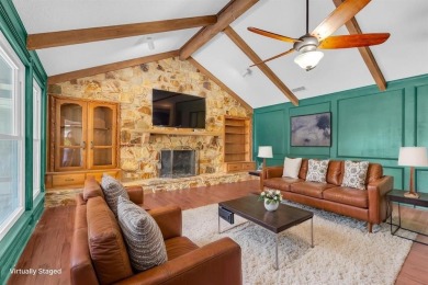 Luxury Golf Course Living with Endless Potential!
Perfectly on Walnut Creek Country Club in Texas - for sale on GolfHomes.com, golf home, golf lot