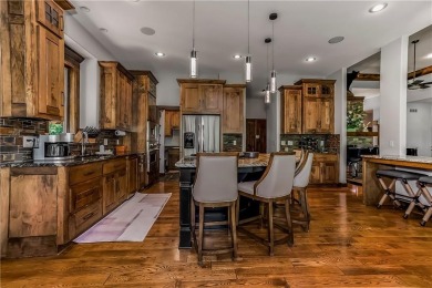 Spectacular Rev. 1.5 sty. masterfully built by Bruce Rieke sets on Shadow Glen Golf Club in Kansas - for sale on GolfHomes.com, golf home, golf lot