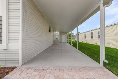 LIGHT & BRIGHT OPEN DESIGN WITH HIGH CEILINGS AND IDEAL FOR on Royal Wood Golf and Country Club in Florida - for sale on GolfHomes.com, golf home, golf lot