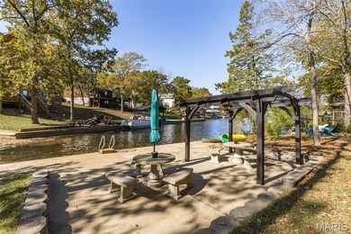 Beautifully updated 2,600 +/- Sq Ft 4 Bedroom, 3 Bathroom home on Raintree Country Club in Missouri - for sale on GolfHomes.com, golf home, golf lot