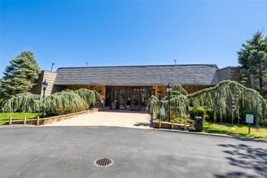 Welcome to this inviting residence located in the desirable on Bretton Woods Country Club in New York - for sale on GolfHomes.com, golf home, golf lot