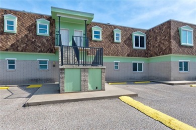 Welcome to your slice of sunshine at Island Retreat! This iconic on Palmilla Beach Golf Club in Texas - for sale on GolfHomes.com, golf home, golf lot