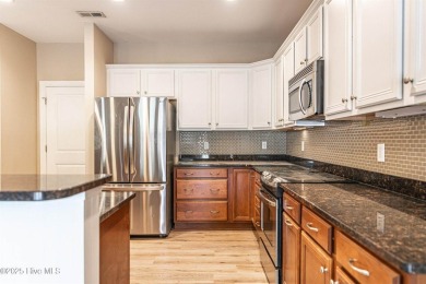 Welcome to 25 Elkridge Drive, a beautifully maintained home on Southern Pines Country Club in North Carolina - for sale on GolfHomes.com, golf home, golf lot