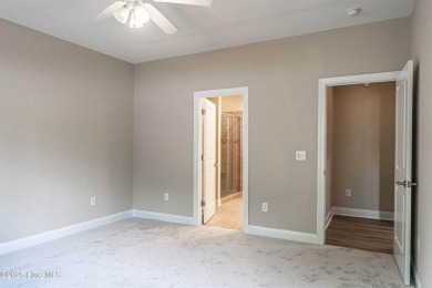 Welcome to 25 Elkridge Drive, a beautifully maintained home on Southern Pines Country Club in North Carolina - for sale on GolfHomes.com, golf home, golf lot